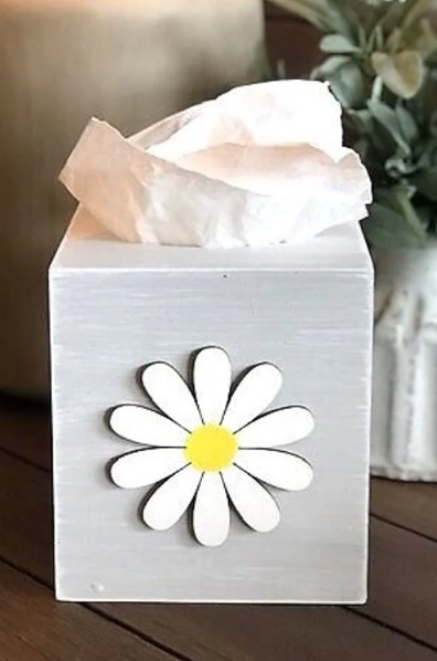 Daisy tissue box cover